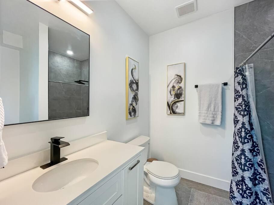 Central Dc Apt , City Skyline View , Close To All 华盛顿哥伦比亚 外观 照片