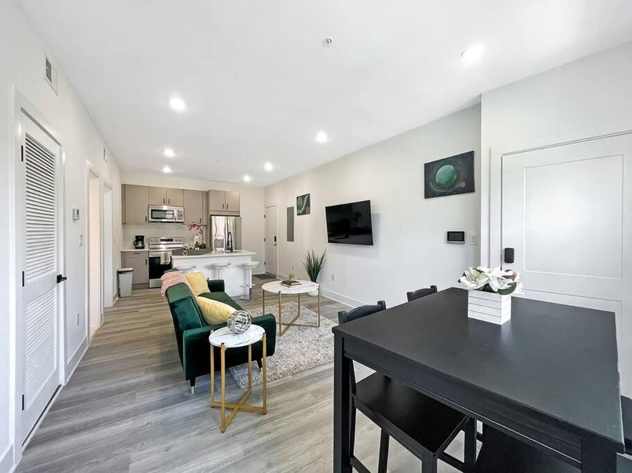 Central Dc Apt , City Skyline View , Close To All 华盛顿哥伦比亚 外观 照片